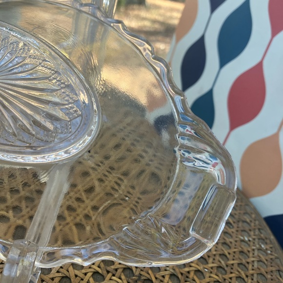 Clear Pressed Glass Starburst Doubled Handled Serving/Relish Dish - Picture 8 of 11